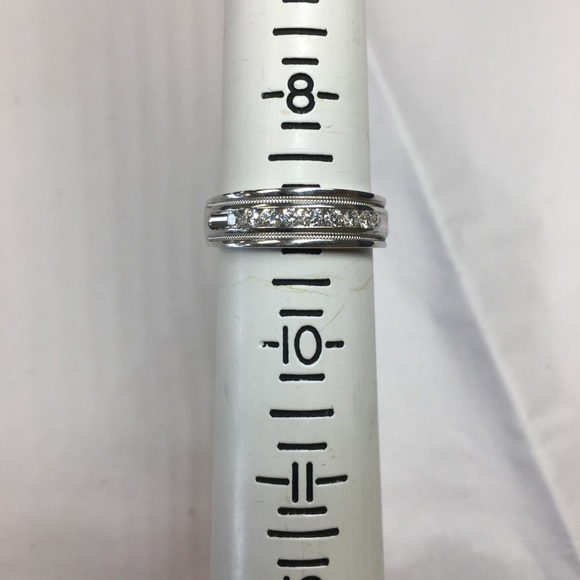 14K white gold round diamonds band - Picture 3 of 4